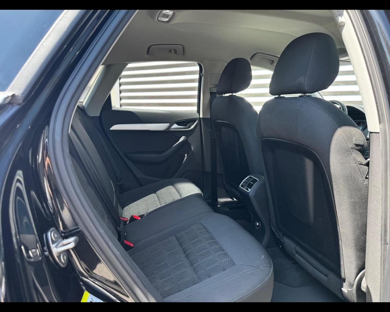 AUDI Q3 2.0TDI S-TRONIC QUATTRO DESIGN