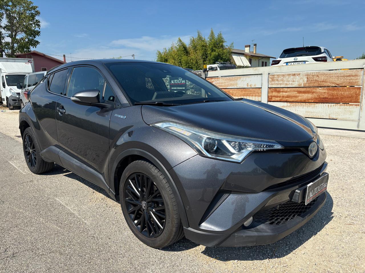 Toyota C-HR 1.8 Hybrid E-CVT Lounge