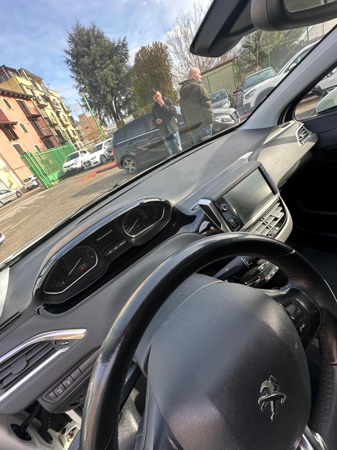 Peugeot 208 1.4 HDi 68 CV 5 porte Active