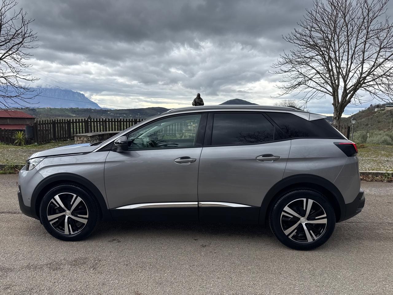 Peugeot 3008 BlueHDi 130 S&S EAT8 Allure