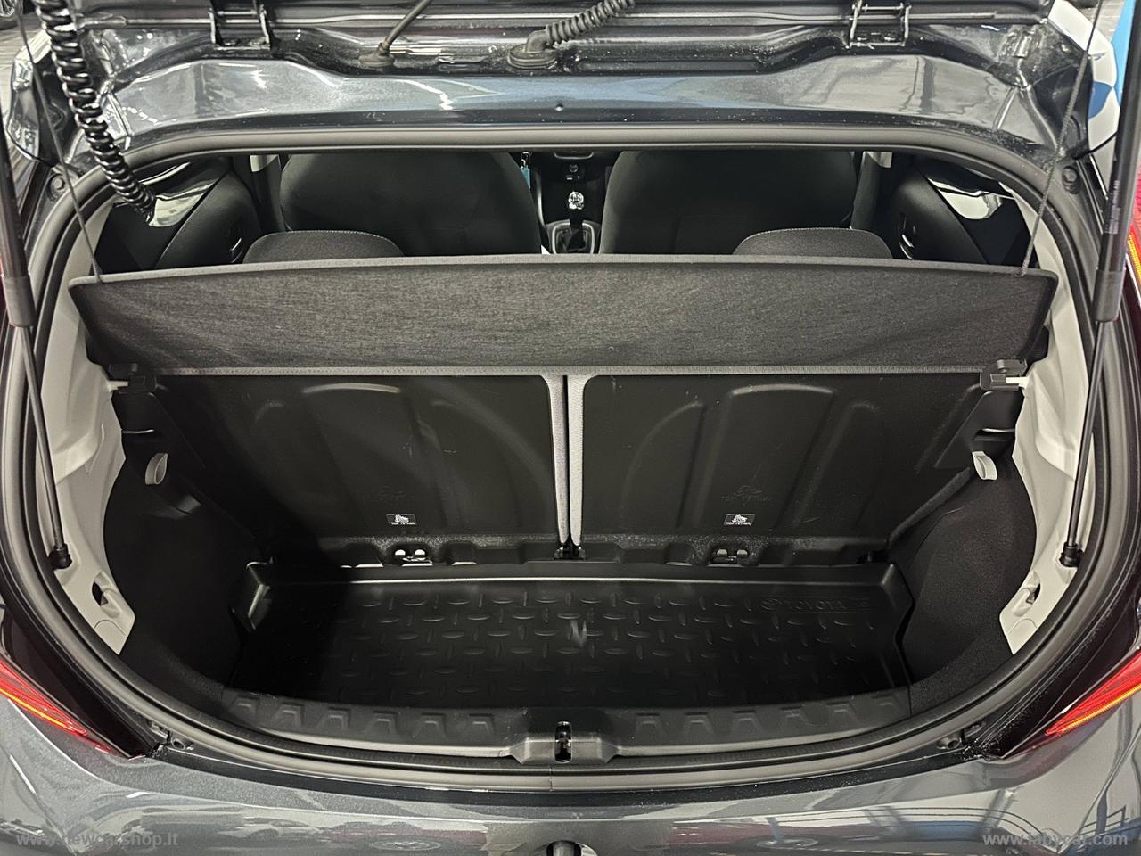 TOYOTA Aygo Connect 1.0 VVT-i 72 CV 5p. x-play