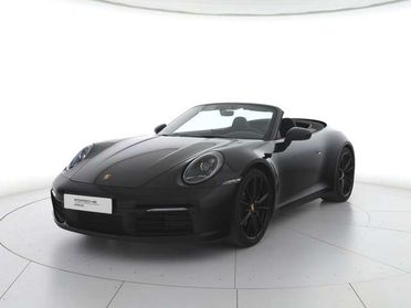 Porsche 992 cabrio 3.0 carrera auto