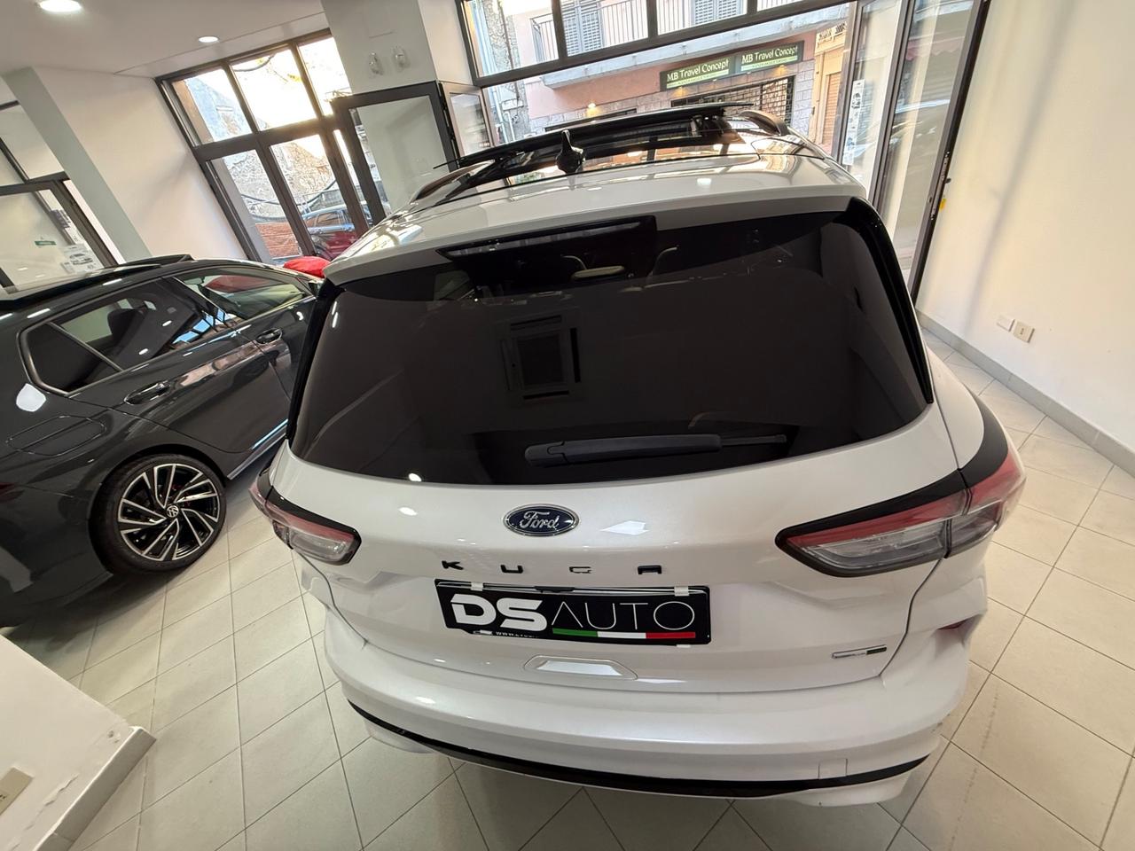 Ford Kuga 2.0 EcoBlue Hybrid 150 CV 2WD ST-Line