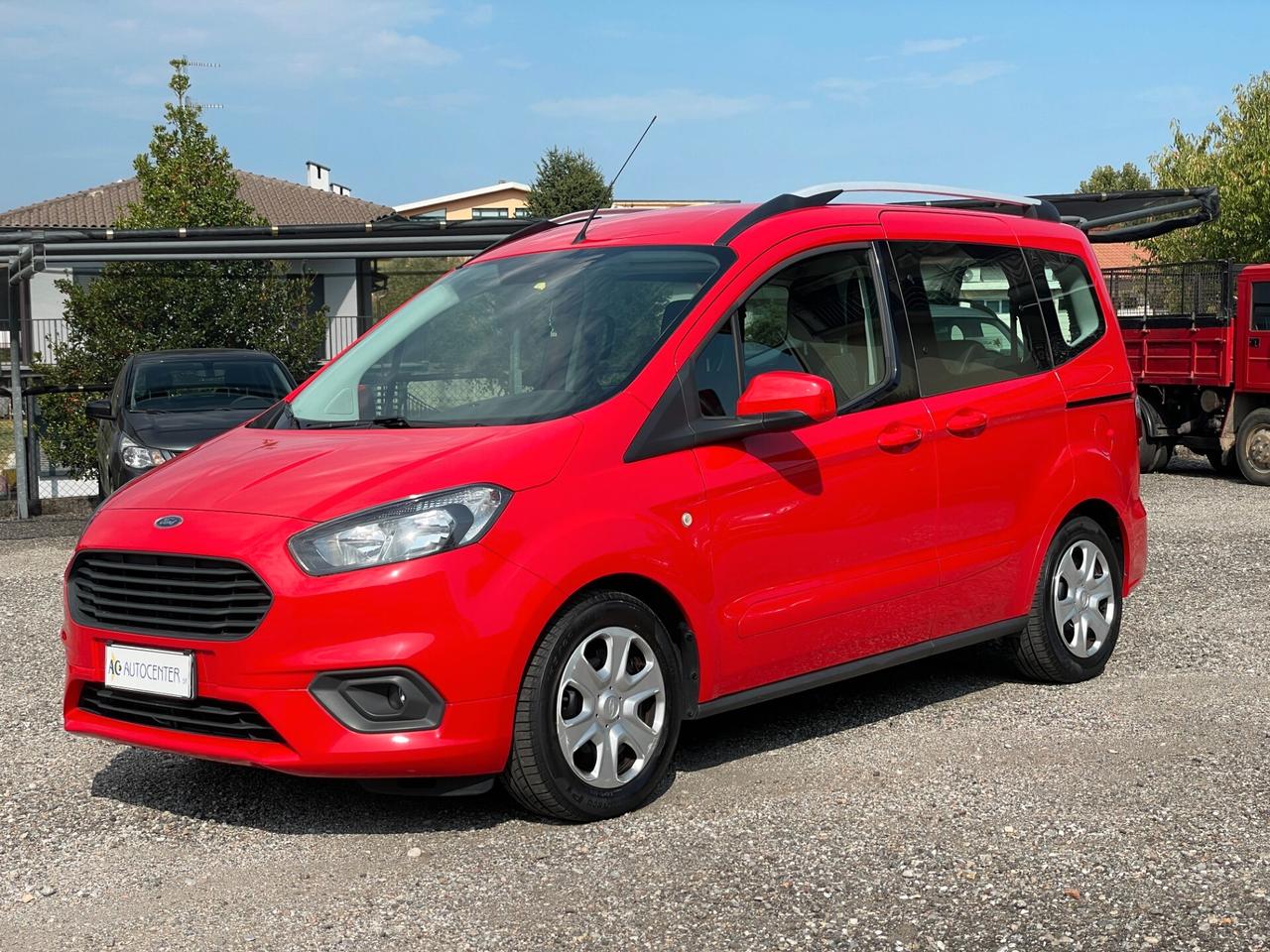 Ford Transit Courier 1.0 EcoBoost 100CV Van Trend 33.000 Km !!