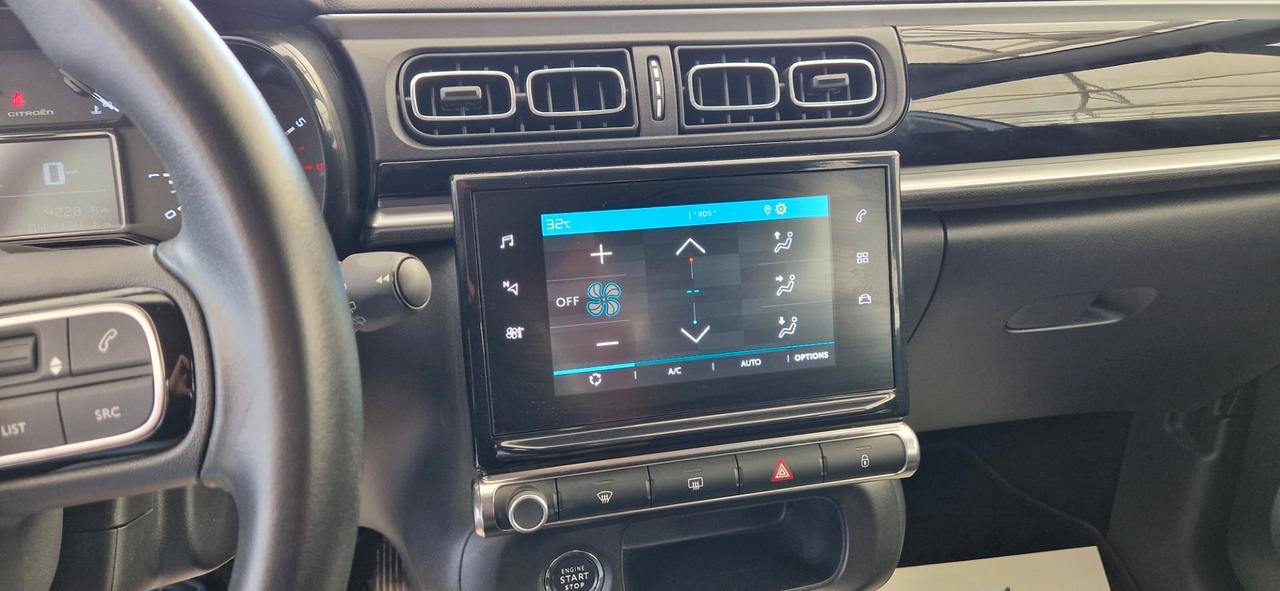Citroen C3 PureTech 83cv Shine Up Town