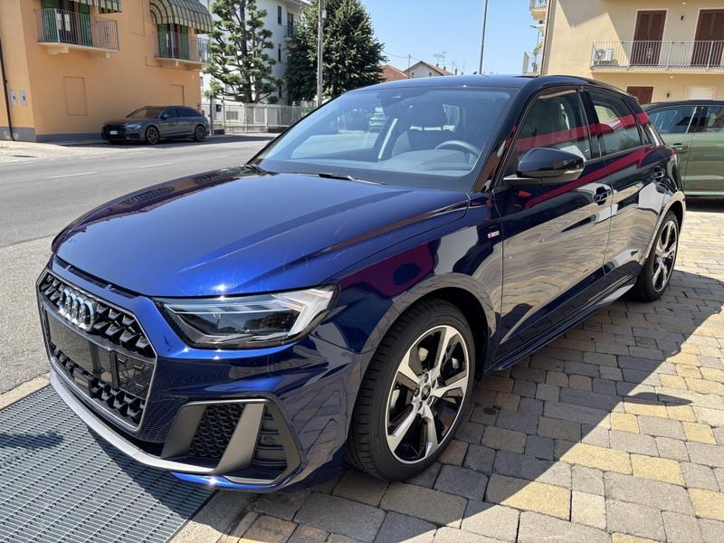 Audi A1 Sportback 30 1.0 tfsi S Line Edition 116cv s-tronic LED-PHONE APPS-17"