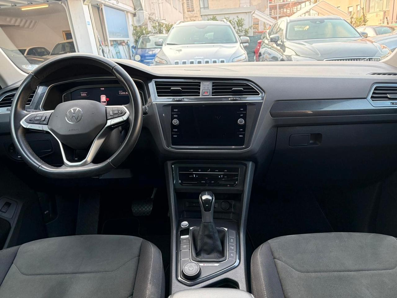 Volkswagen Tiguan 2.0 TDI 150 CV SCR DSG 4MOTION Elegance*EURO6*NAVI