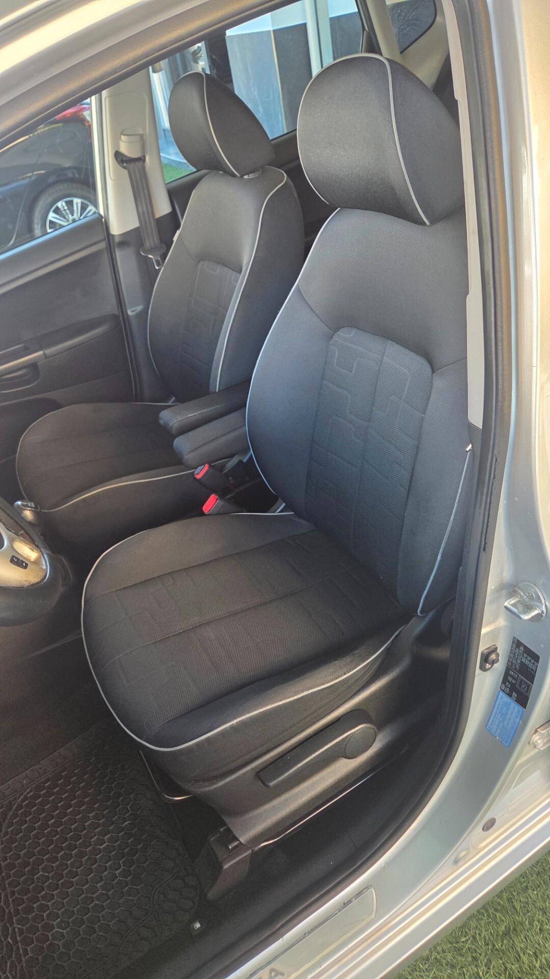 Kia Venga Tetto navi