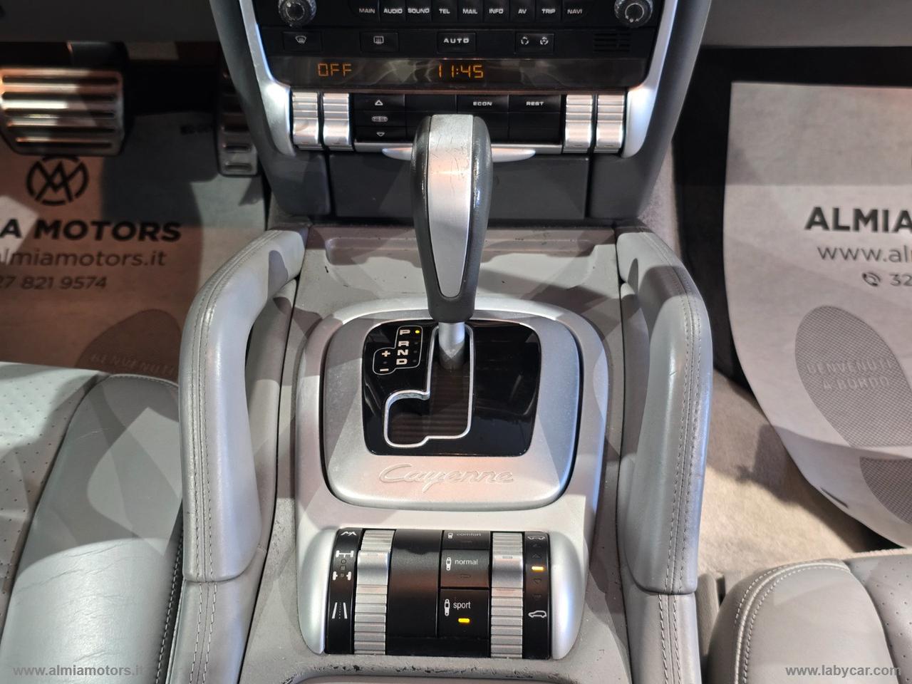 PORSCHE Cayenne S