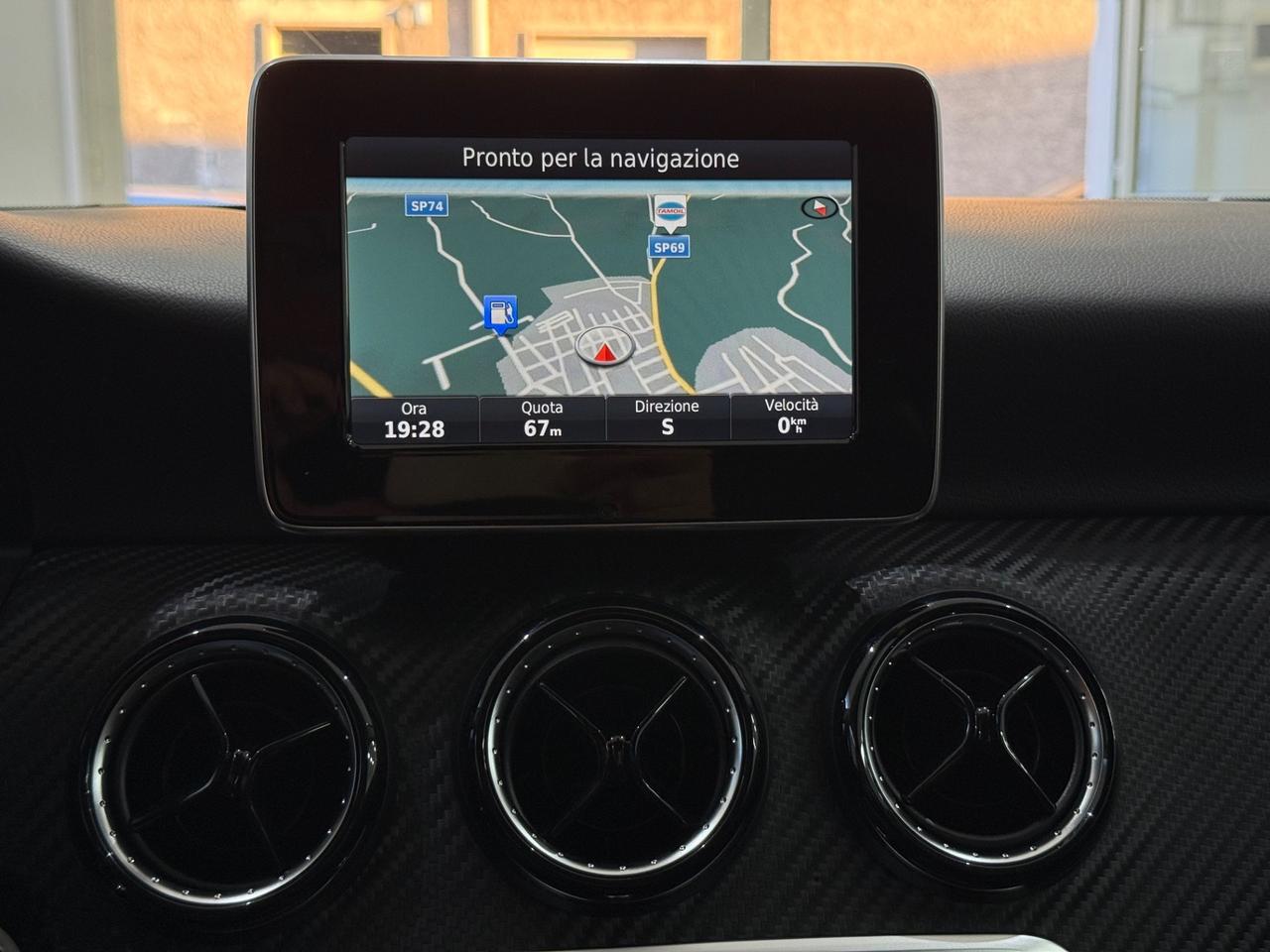 Mercedes-benz GLA 180 d Automatic Business