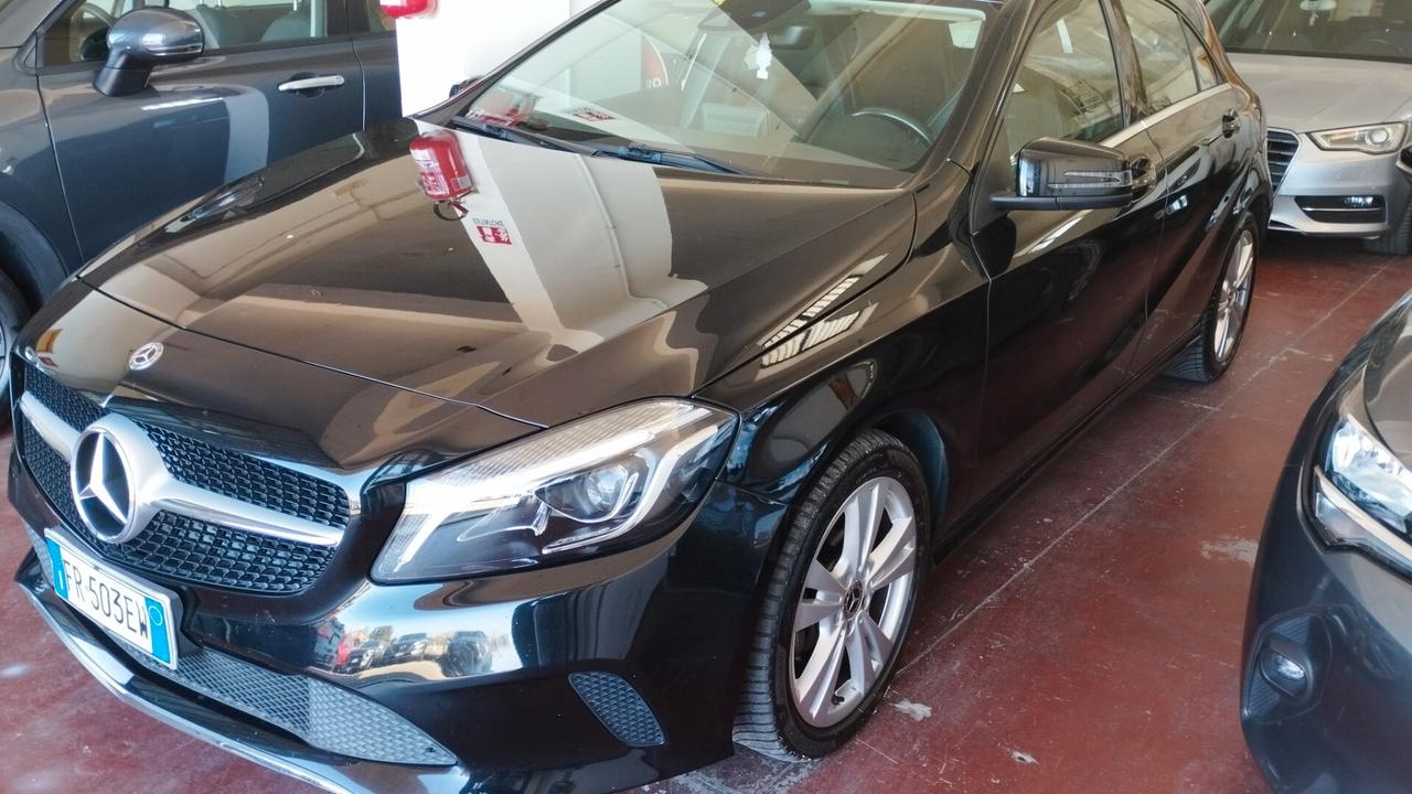 Mercedes-benz A 180 d Automatic Premium