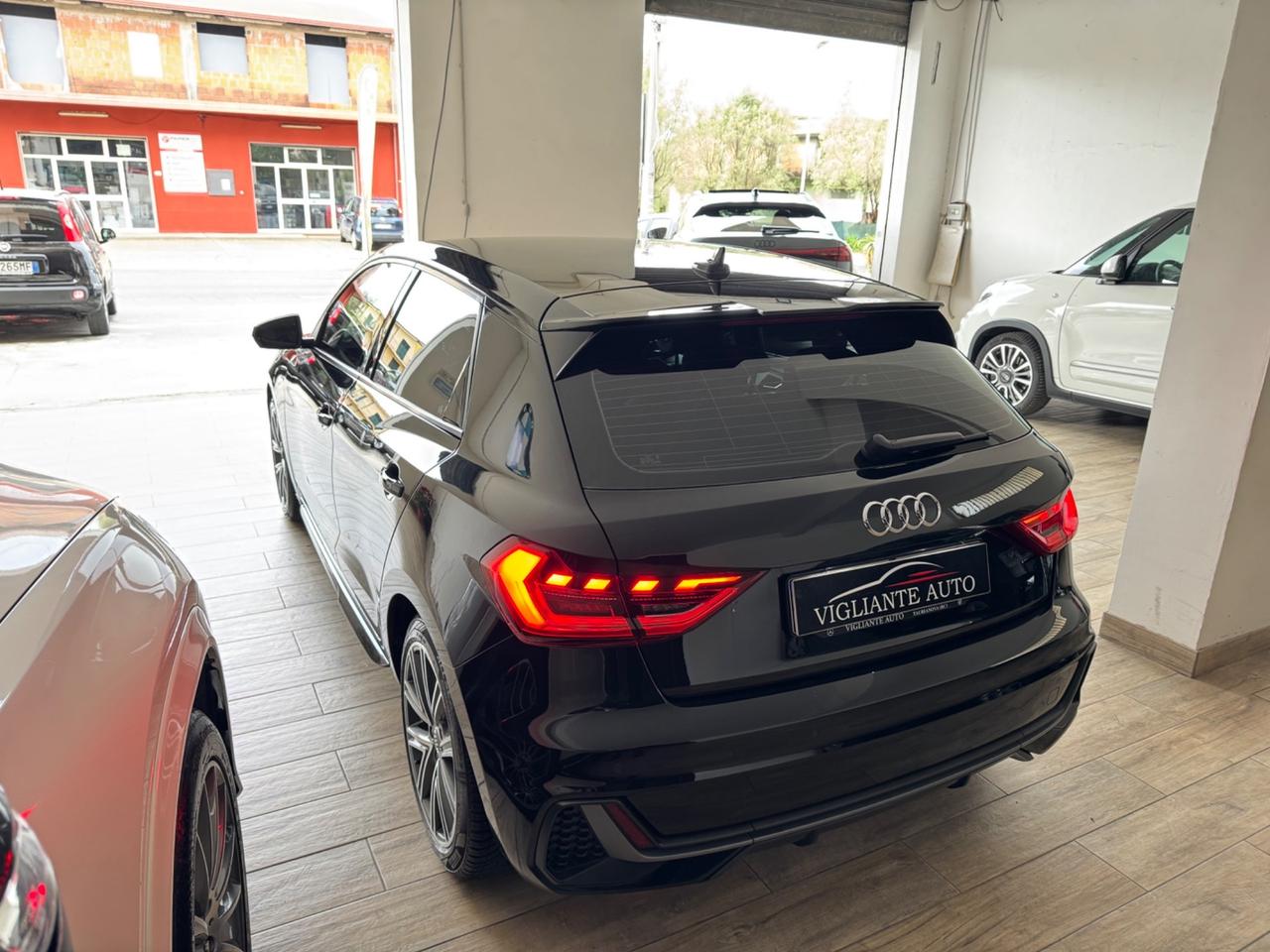 Audi A1 SPB 30 TFSI S tronic Identity Black