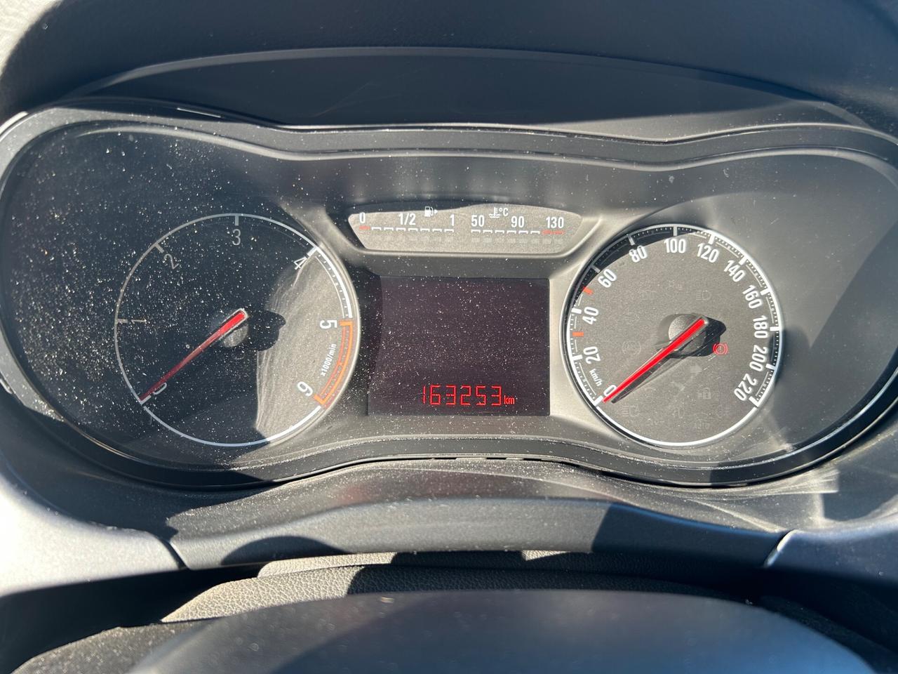 Opel Corsa 1.3 CDTI 75 cv