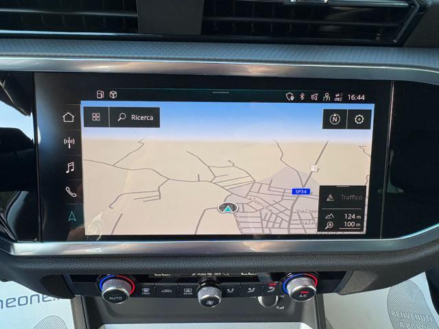 AUDI Q3 35 2.0 TDI S tronic Business Advanced