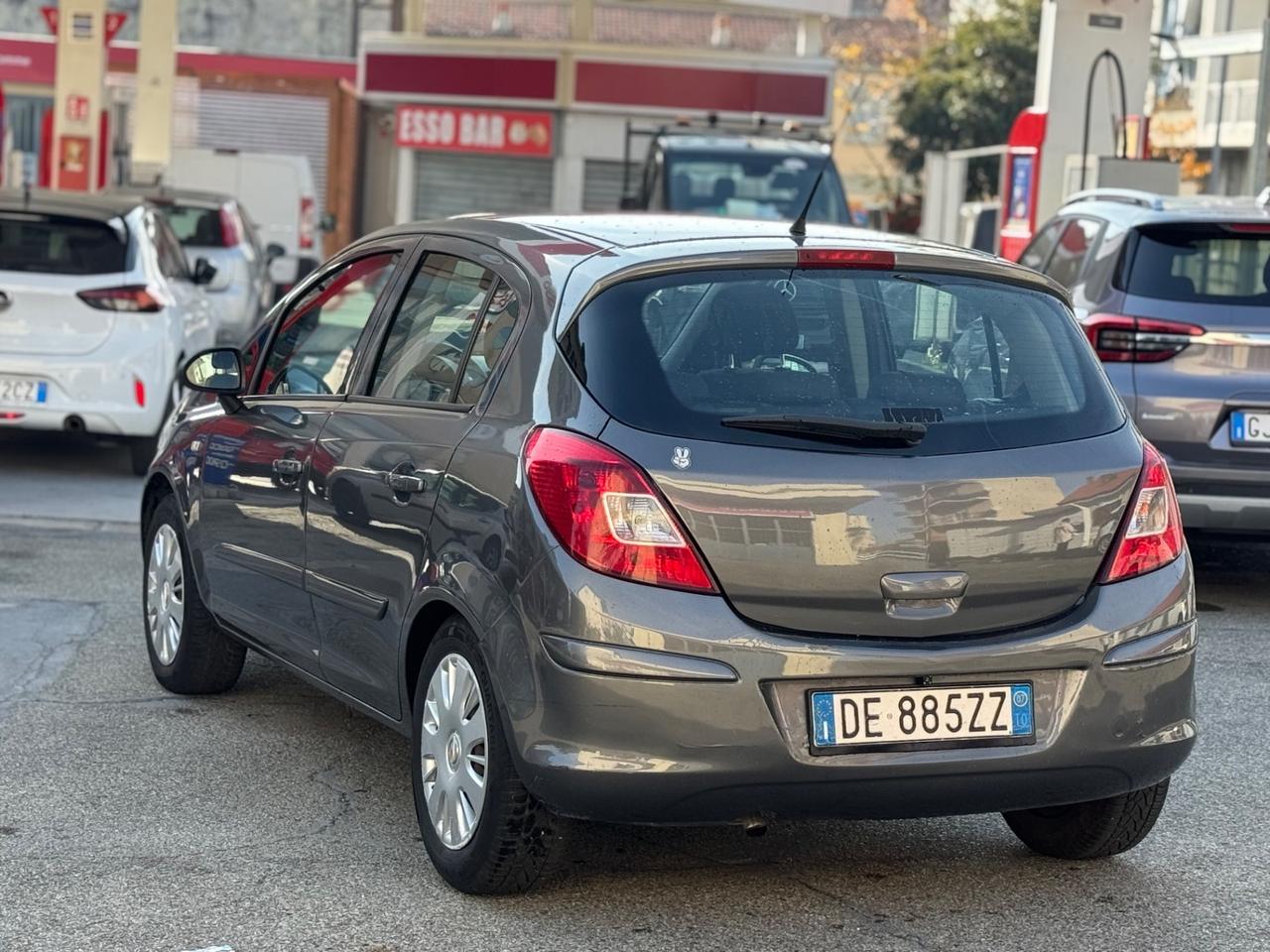 Opel Corsa 1.2 5 porte Cosmo X Neo Patentato