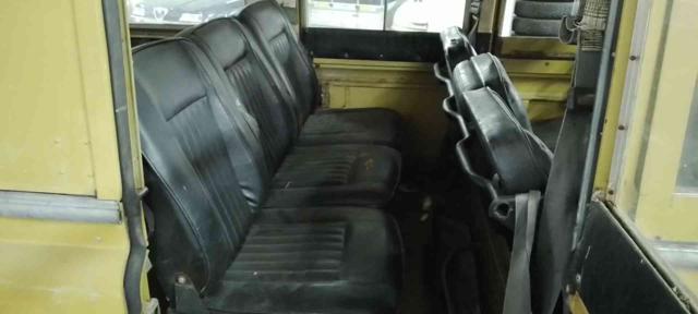 LAND ROVER Defender 109 DIESEL 6 POSTI