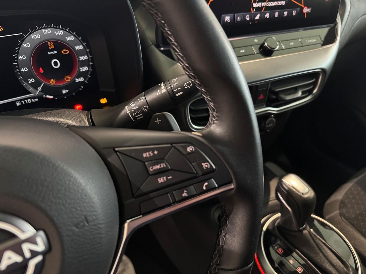 NISSAN Juke II 2024 1.0 dig-t N-Connecta 114cv dct - COME NUOVA!