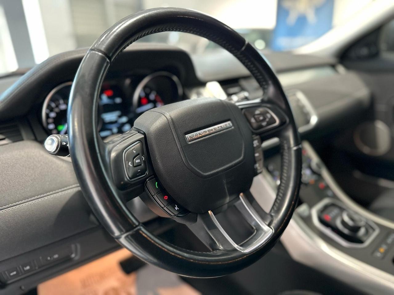 Land Rover Range Evoque 2.0 TD4 180 CV 5p. SE Dynamic