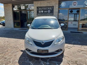 Lancia Ypsilon 0.9 TwinAir 85 CV 5 porte Metano Ecochic PLATINUM