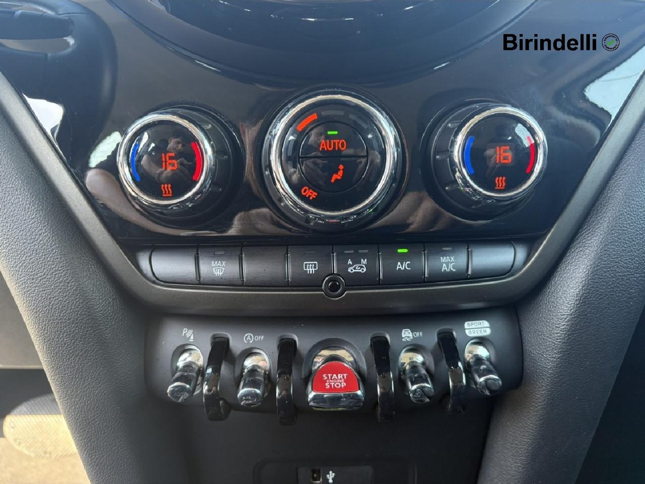 MINI Mini Countrym.(F60) - Mini 2.0 Cooper SD Business Countryman ALL4