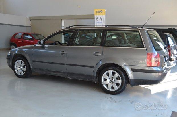 VOLKSWAGEN Passat SW 1.9TDi 130Cv UniPro/C.Manuale