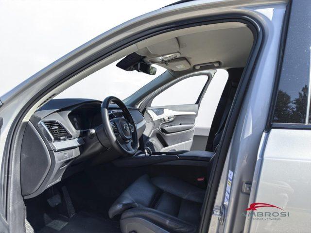 VOLVO XC90 B5 AWD Geartronic 7 posti R-design
