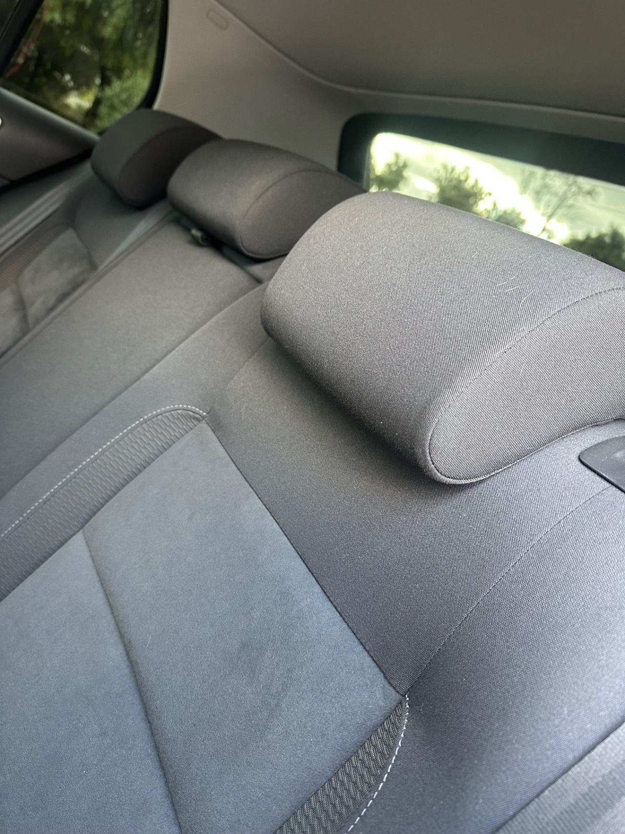 Volkswagen GOLF 1.6 DIESEL 2010 - SOLO 170 MILA KM