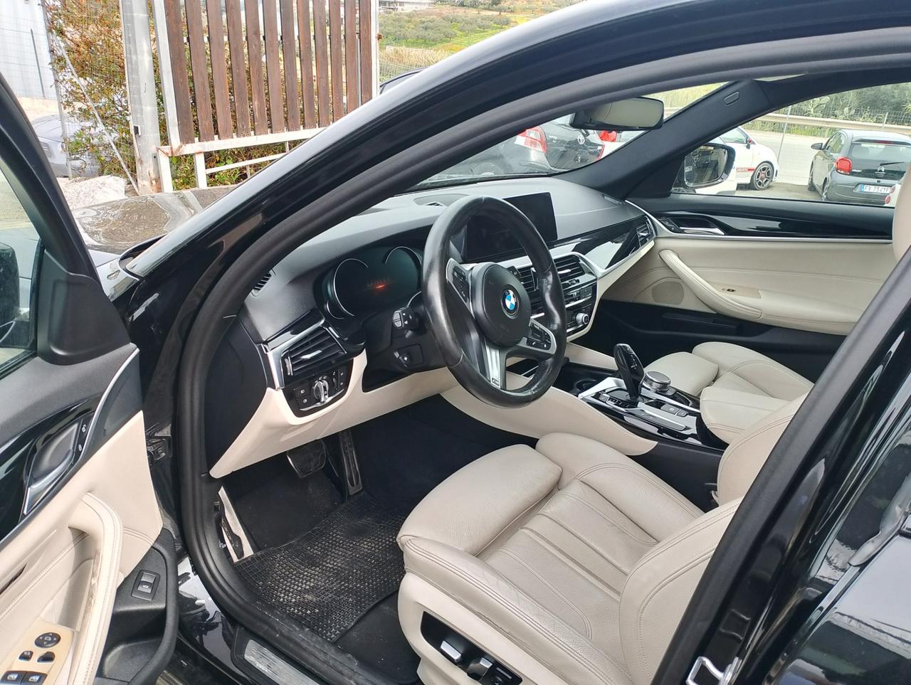 Bmw 530 530d xDrive 249CV Touring Msport