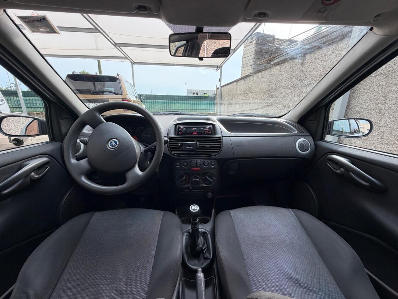 Fiat punto 1.2 benzina 44kw euro4 neopatentati
