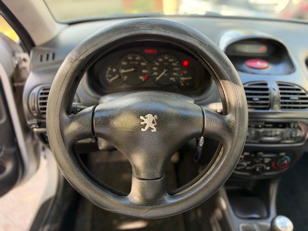 Peugeot 206 1.1 5p. XT GPL