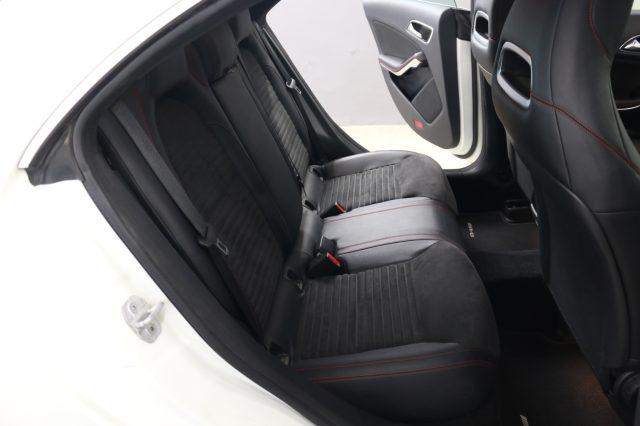 MERCEDES-BENZ CLA 220 CDI Automatic Premium