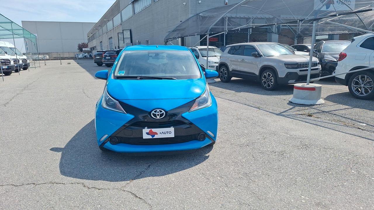 Toyota Aygo 1.0 VVT-i 69 CV 5 porte x-cool TSS