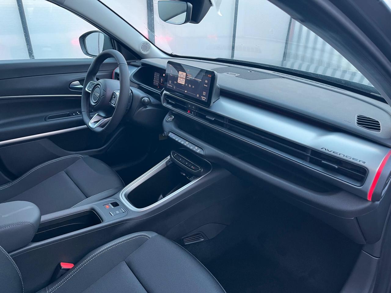 Jeep Avenger 1.2 Turbo 110 CV MHEV Summit