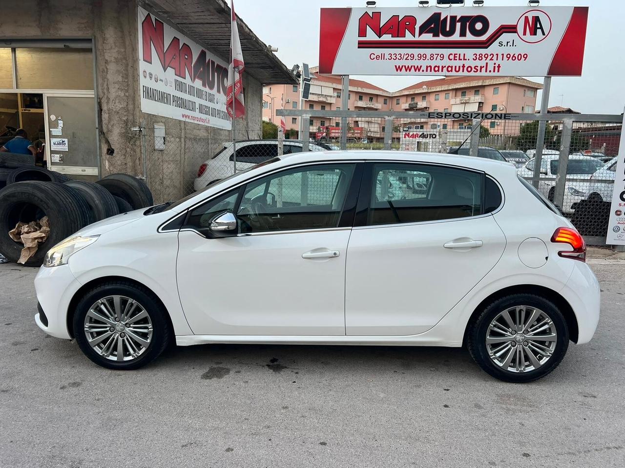 Peugeot 208 BlueHDi 100 S&S 5 porte Allure