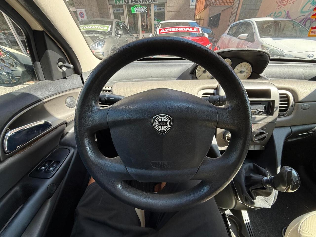 Lancia Ypsilon 1.2 BENZINA