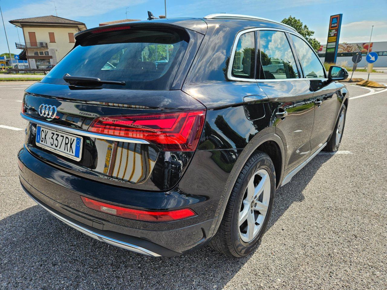 Audi Q5 35 2.0 tdi mhev 12V Business Advanced s-tronic