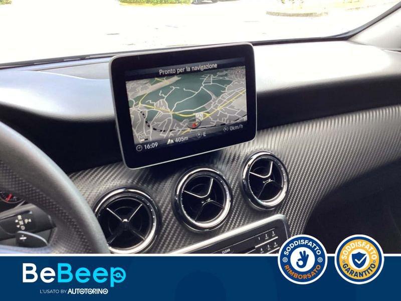Mercedes-Benz GLA 200 D BUSINESS AUTO
