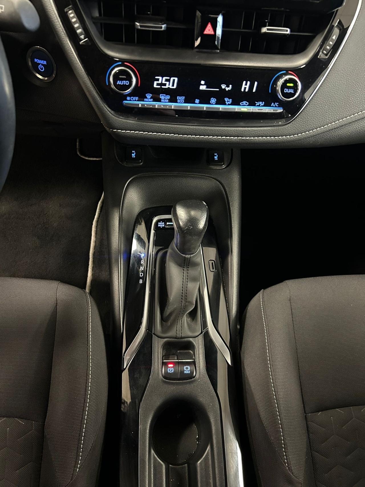 Toyota Corolla Touring Sports 1.8 Hybrid Business