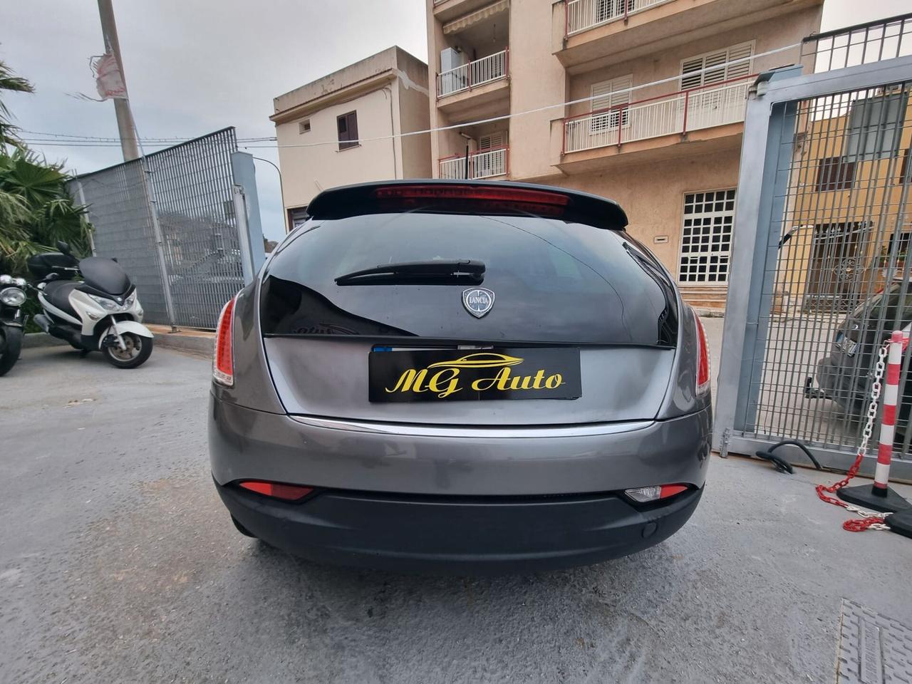 Lancia Delta 1.6 MJT DPF Argento