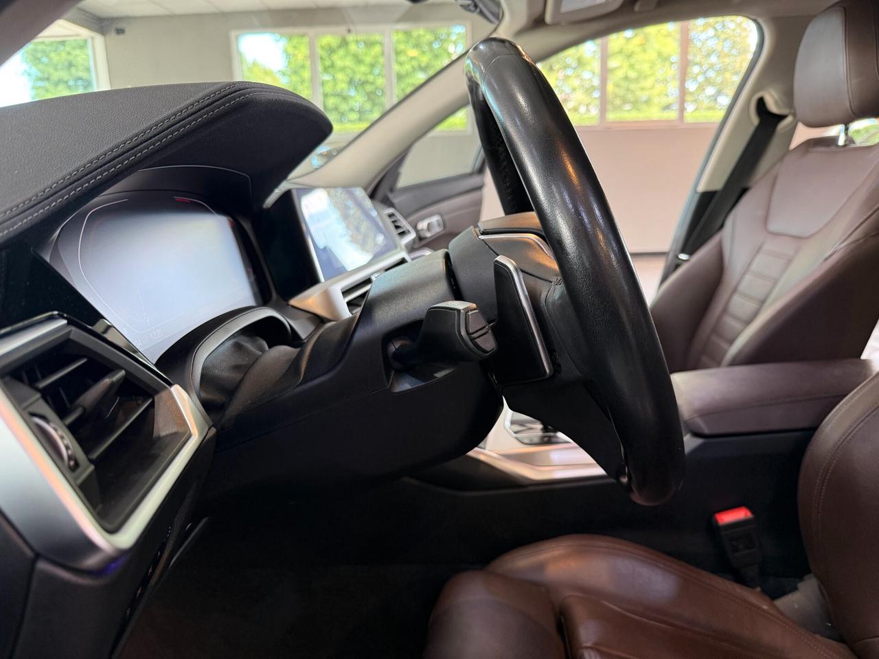 Bmw 320 320d Touring Luxury auto FULL!!