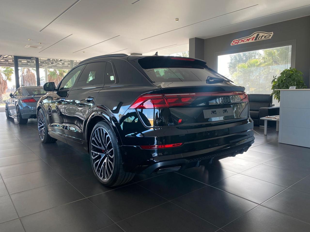 Audi Q8 50 30tdi S-line Edition Pano-Matrix-23-B&H-Valcona