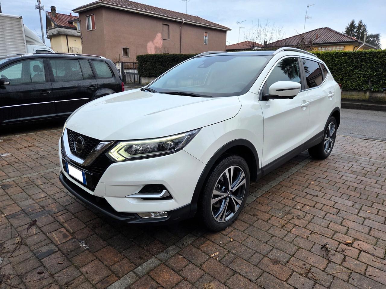Nissan Qashqai 1.2 DIG-T Visia