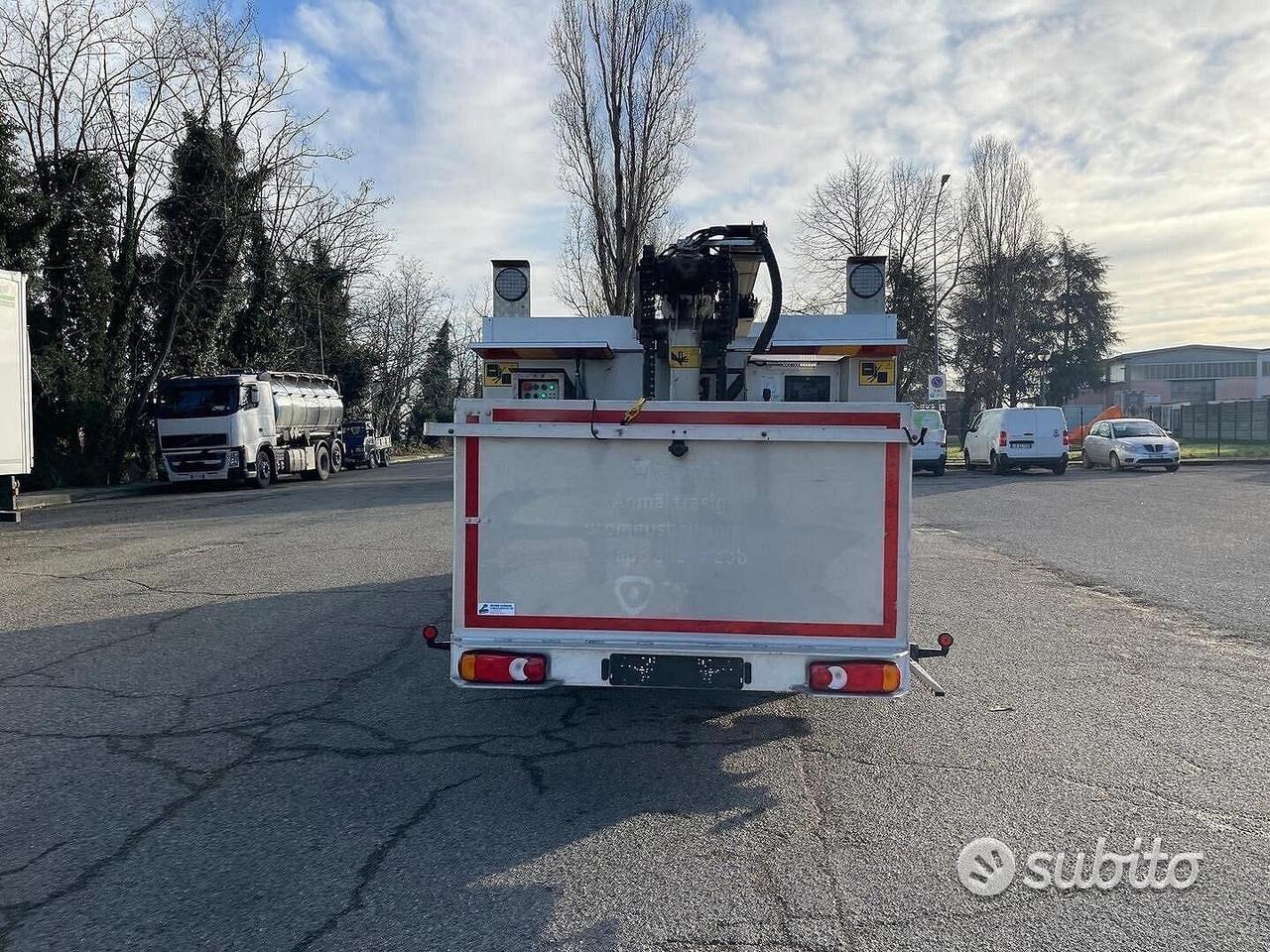 Piattaforma -PARI AL NUOVOO 30 MILA KM -OK PERMUTE