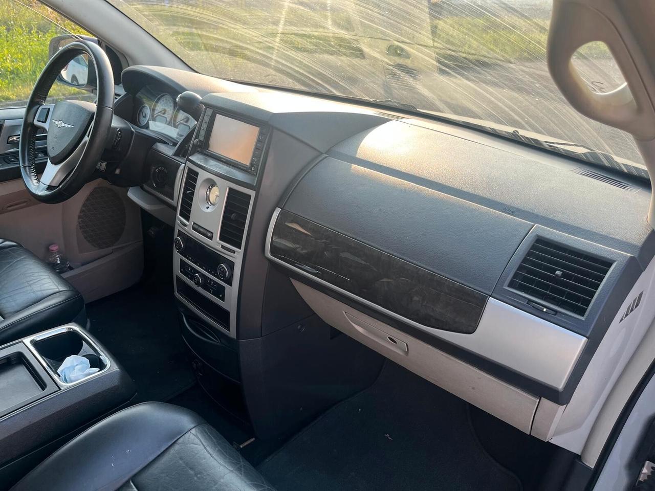 Chrysler Voyager Grand 2.8 CRD DPF Limited