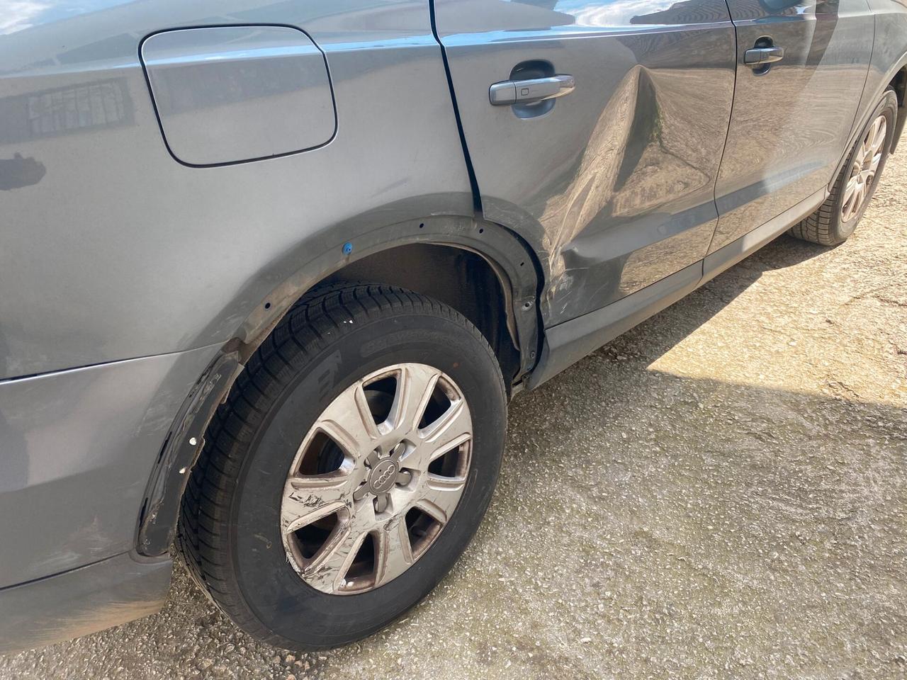 Audi Q3 2.0cc diesel (PRIVATO)-2012