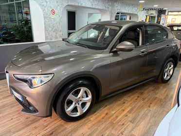 Alfa Romeo Stelvio 2.2 Turbodiesel 180 CV AT8 Q4 Super