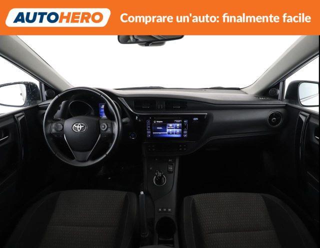 TOYOTA Auris 1.8 Hybrid Style