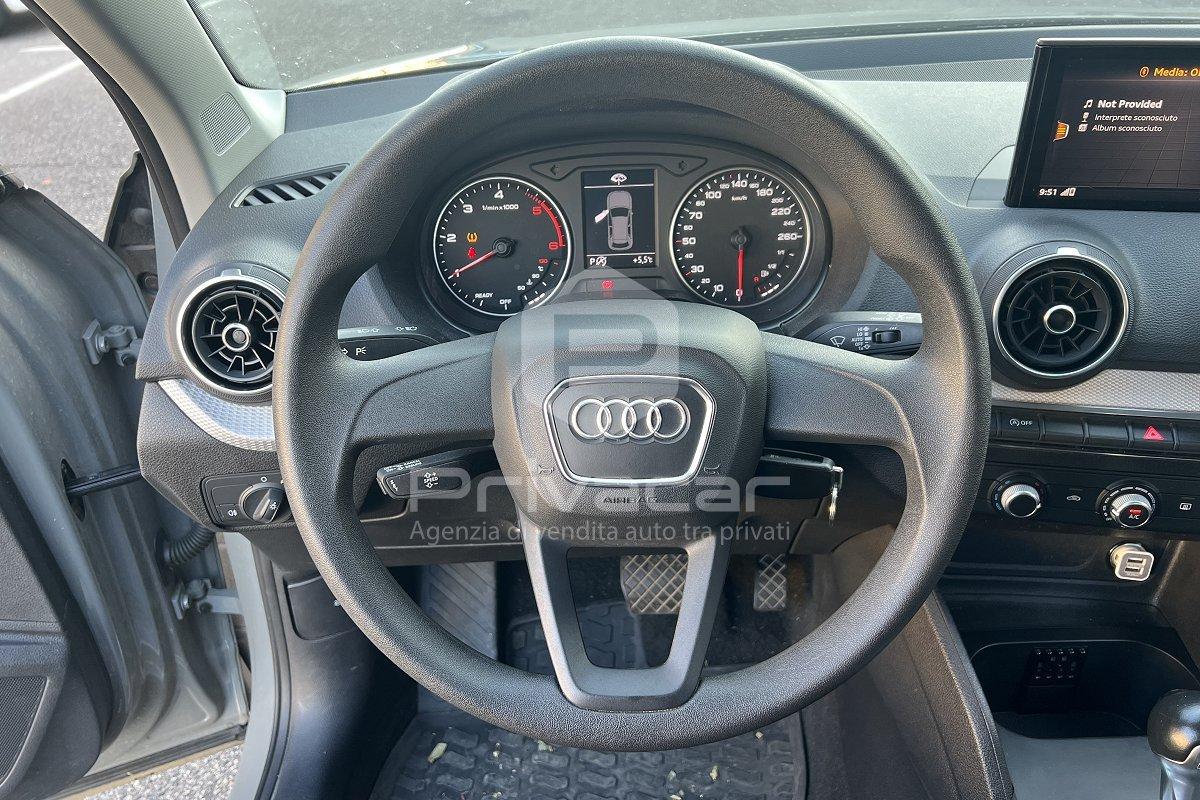 AUDI Q2 30 TDI S tronic