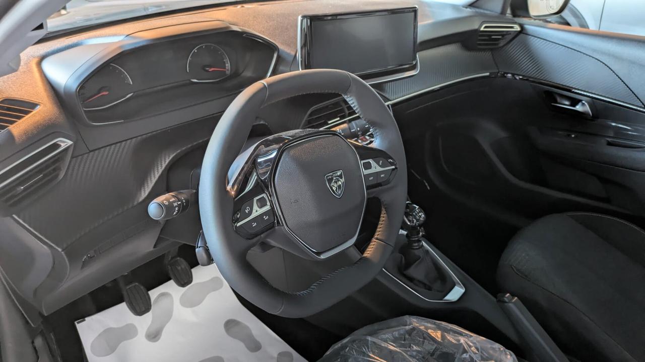 NEW Peugeot 208 EDITION NUOVO MOTORE TURBO A CATENA NO CINGHIA !!