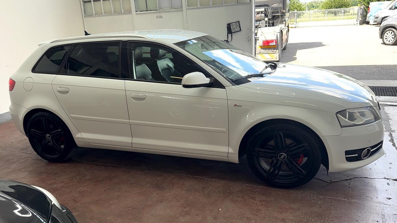 Audi A3 2.0 TDI S-Line quattro Attraction SPB